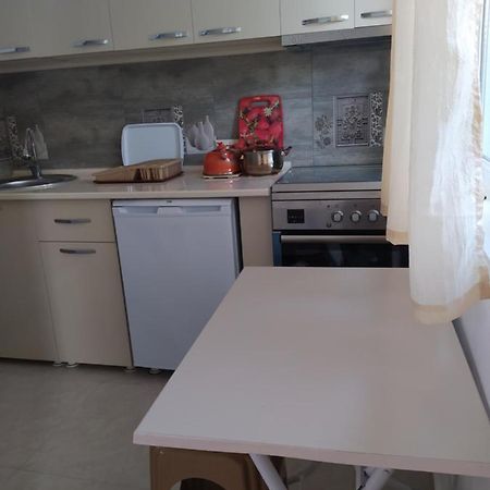 Emzari'S Apartment Kobuleti Bagian luar foto