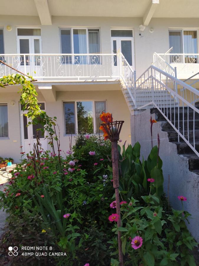 Emzari'S Apartment Kobuleti Bagian luar foto