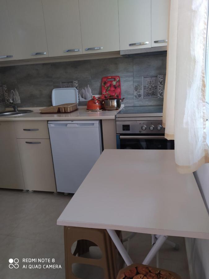 Emzari'S Apartment Kobuleti Bagian luar foto