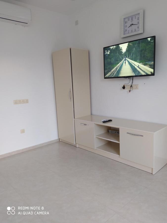 Emzari'S Apartment Kobuleti Bagian luar foto
