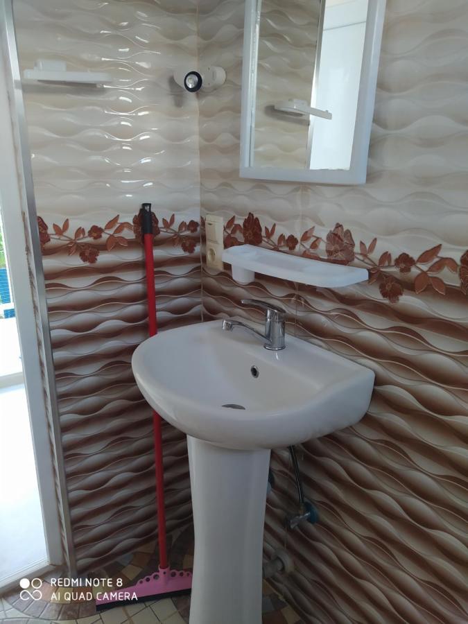 Emzari'S Apartment Kobuleti Bagian luar foto